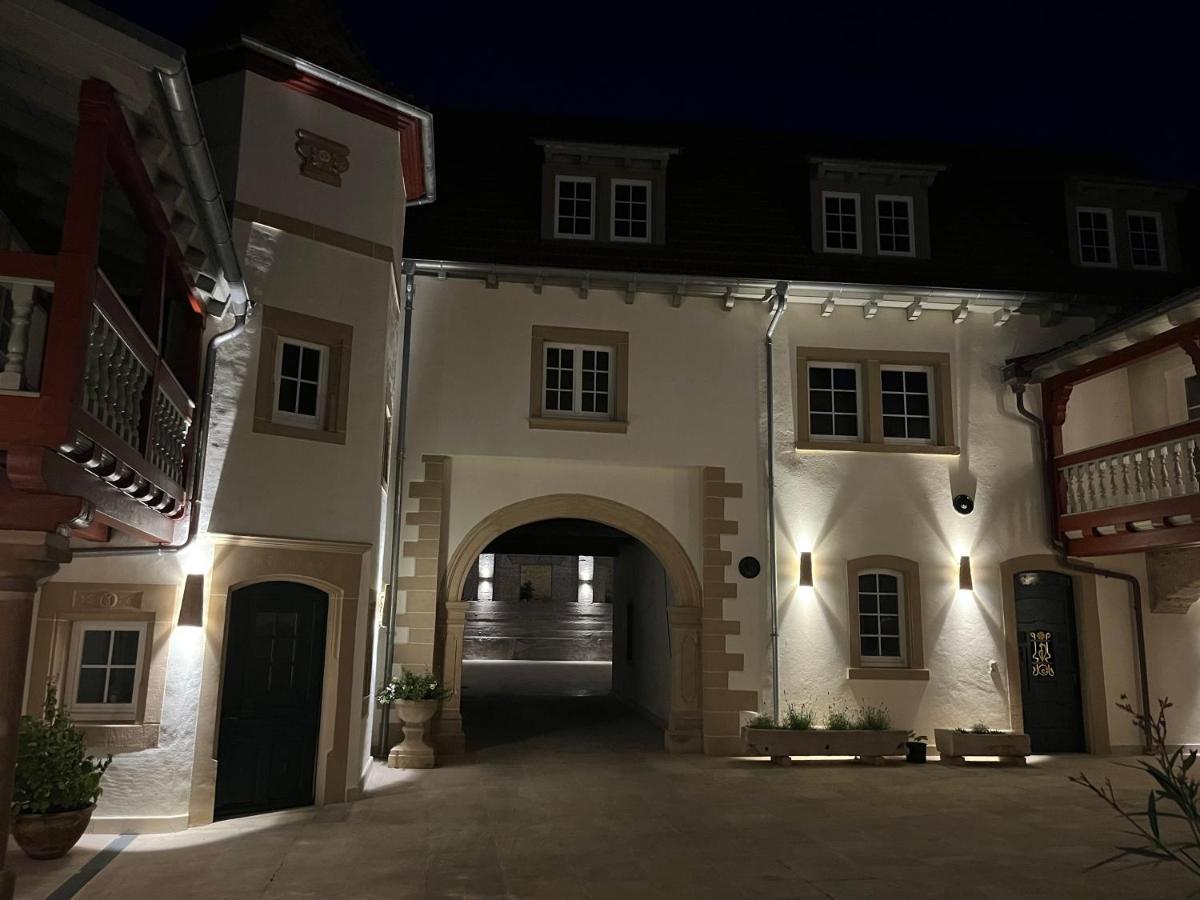 Karlbacher Domizil Ferienwohnungen Grosskarlbach Ngoại thất bức ảnh